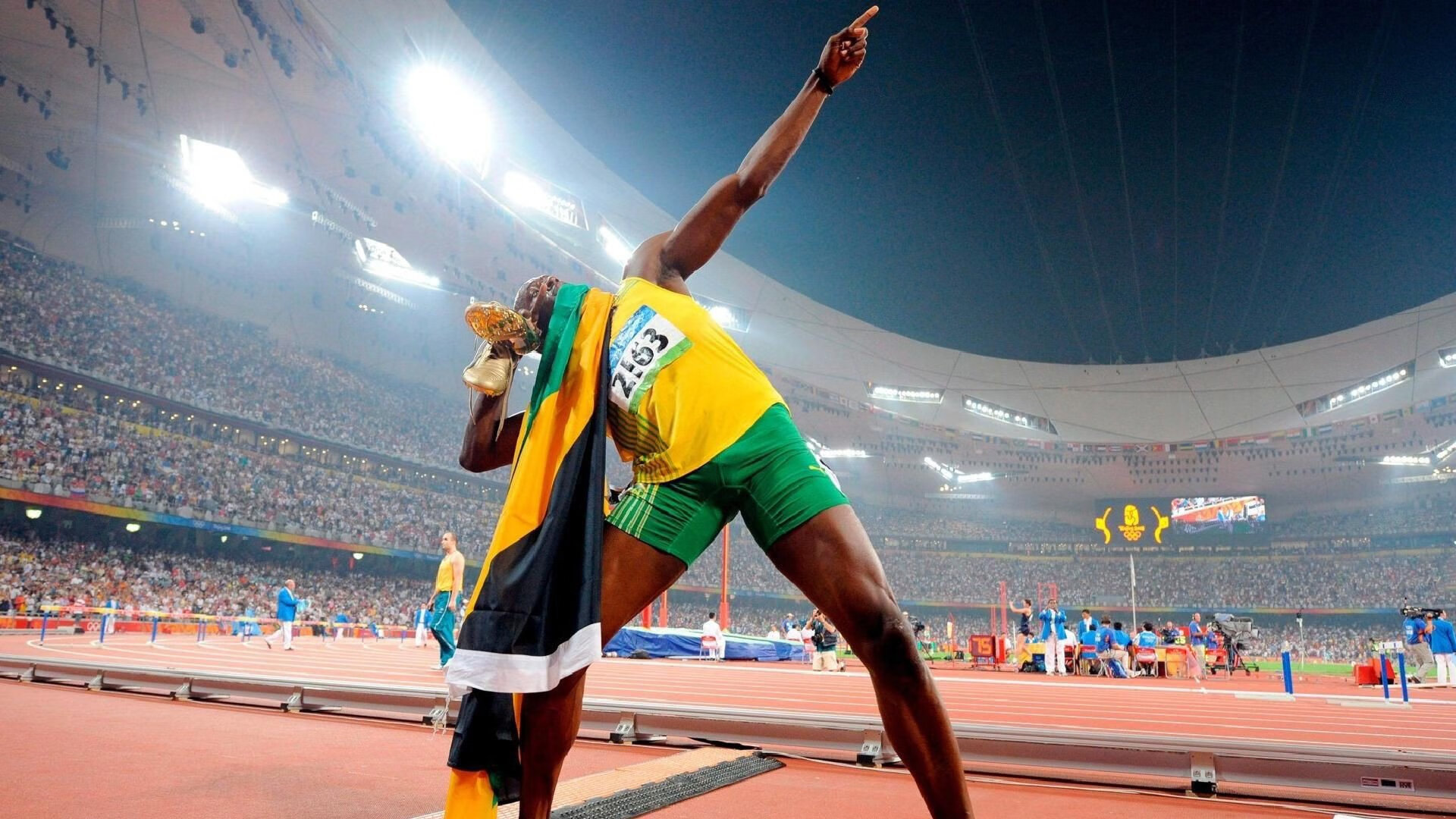 中立代表队B决赛全力以赴赢得掌声，比赛中立是什么意思